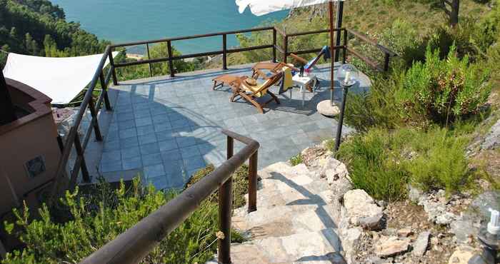 Lainnya Romantic Cove Sea View Villa 7 km far From Sperlonga