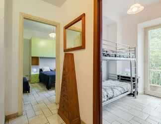 Khác 2 Spacious and Cozy, 63 Beds, Free Wifi, Near Eur