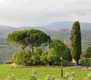 Others 5 Rustic Tuscan Apartment