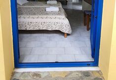 기타 4 Irini Studios