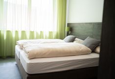 Others 5 eee hotel Liezen