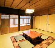 Others 2 Shirakawago Gassho-house NODANIYA