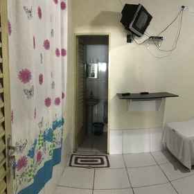 Room 1 Hotel Pousada Santos Reis, Hotel Goiás