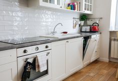 Others 7 Warsaw Concierge Travellers Nest Wspolna