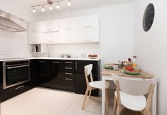 기타 5 Warsaw Concierge Square Grzybowski