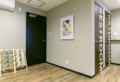 Lain-lain 2 Black Gate Nippombashi