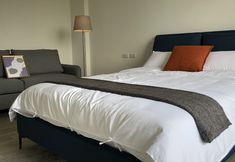 Others 7 Single Eyelid Hostel