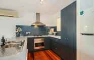 Others 7 Stylish 3BD Family Home in Leafy Paddington