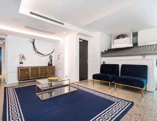 Others 2 Hollywood Style Studio With Fantastic Roof Terrace