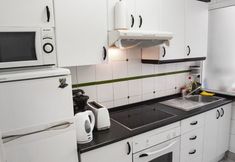 Others 7 Apartment - 2 Bedrooms with Pool and WiFi - 107349