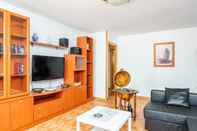 Lain-lain Apartment - 2 Bedrooms with WiFi - 107887