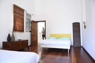 Khác 4 Casa de la familia