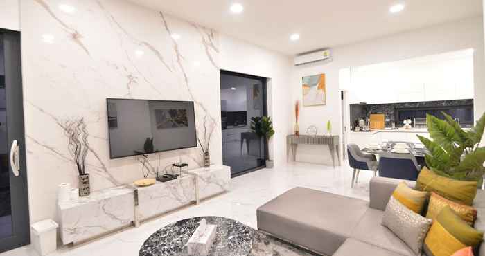 Lainnya Villa with Shared Pool in Central Pattaya - Palmc19