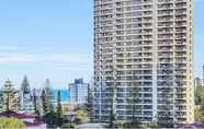 Others 5 Surfers Paradise Ocean view
