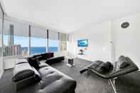 Others Surfers Paradise Ocean view