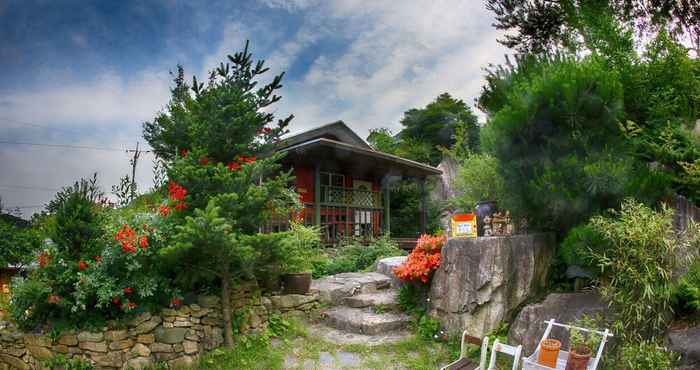 Khác Stone Flower Pension