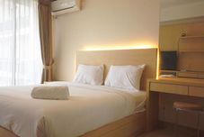 อื่นๆ Strategic Studio Apartment at Beverly Dago with Mountain View