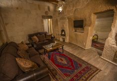 其他 4 Divan Cave House