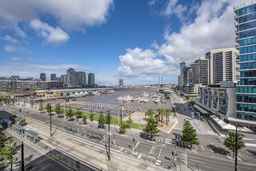 Docklands Private Collection of Apartments - Digital Harbour, Rp 5.157.101