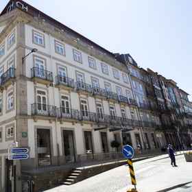 Primary image1凱黎世波爾圖里貝拉飯店,7g Roaster Apartments & Restaurant飯店