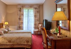 其他 6 Hotel Dworek Tryumf Dąbrowscy Spółka Jawna