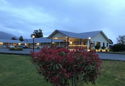 Others High Peaks Hotel