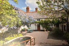 Others Steps Farmhouse