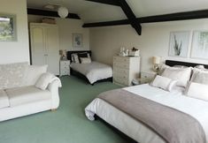 Others 5 Steps Farmhouse