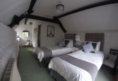 Others 2 Steps Farmhouse