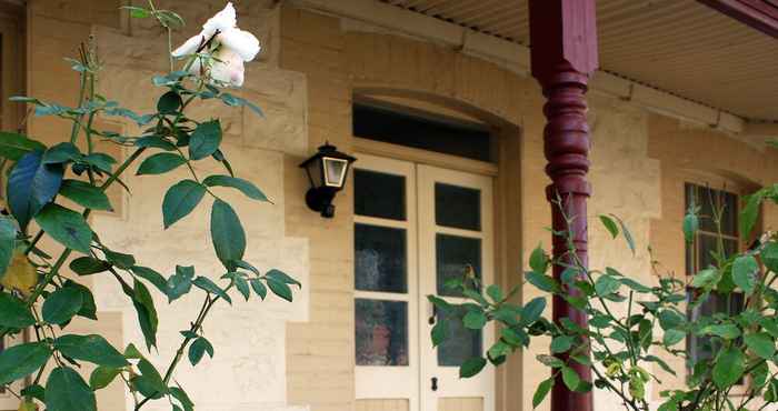 Khác Greenock's Old Telegraph Station