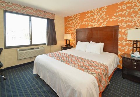 Lain-lain Corona Hotel