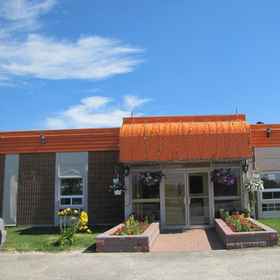 Primary image1山谷套房汽車旅館,Collège Boréal飯店