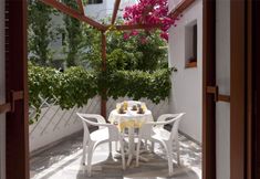 기타 5 Marisa Rooms