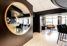 Others 2 Brit Hotel Du Stade