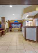 Lobi Microtel Inn & Suites by Wyndham Harrisonburg