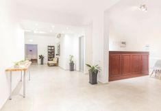 อื่นๆ 2 Artemis Apartments