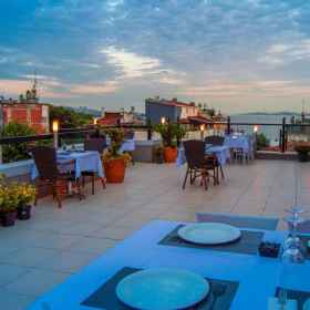 Primary image1薩爾尼克頂級飯店 - 特級,Mevlana Bazaar Lokum Fabrikası مولانا بازار飯店