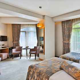 Primary image1蒙門托飯店 - 特級,谢赫扎德清真寺飯店