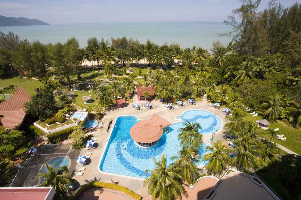 Bayview Beach Resort in Penang