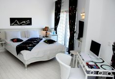 อื่นๆ 4 Ata Park Hotel