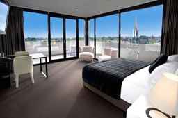 Corporate Living Accommodation Hawthorn, USD 204.85
