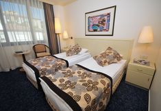 其他 6 Class Hotel