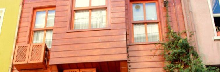 Others Blue Eye Suites