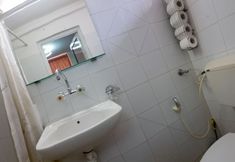 Khác 5 Arava Hostel