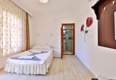 Others 6 Santosa Pension