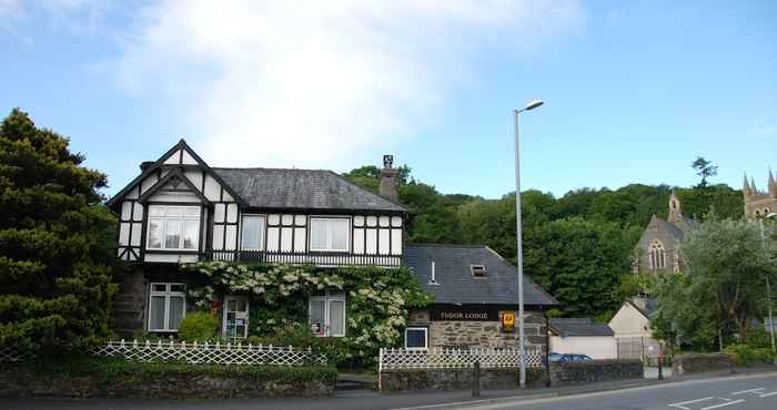 Lainnya Tudor Lodge