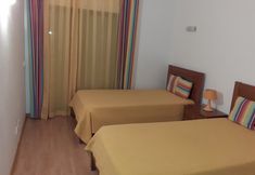 Khác 5 Clube Meia Praia