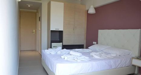 Others 2 Catherine Hotel