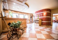 อื่นๆ 3 Hotel Angelica