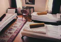 Lain-lain 4 Chambers Of The Boheme - Hostel